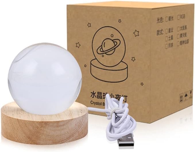 Sfera di cristallo del pianeta 3D con base in legno, luce