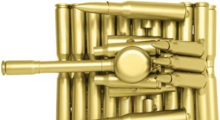 ZIF Bullet Shell Casing Shaped Army Tank Metal Sculpture,Great Decorative Artwork Model Gift for Home,Study Room Decorations Item