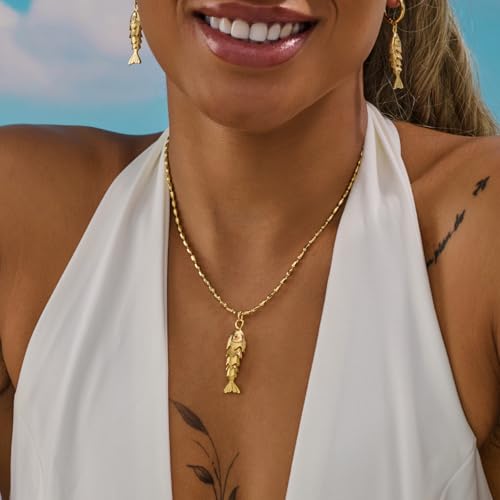 Seashell Necklace for Women, Gold Statement Fish Shell Pendant Necklace Beach Summer Shell Jewelry2