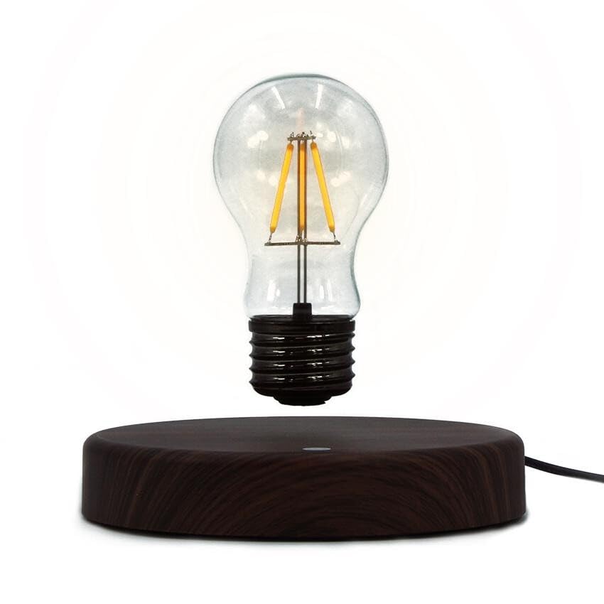 Zarivy Lámpara que flota mediante el uso de magnetismo. Un diseño innovador que combina tecnología y estética, proporcionando una experiencia visual única y fascinante en cualquier espacio.