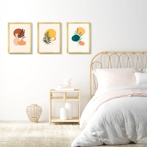 Image of LaVie Home 9x12 Picture Frame for Wall Display, 9x12 Gold Picture Frame with HD Plexiglas, 9 x 12 Poster Frame 1 Pack, Display Frame for Vertical or Horizontal, Classic Collection