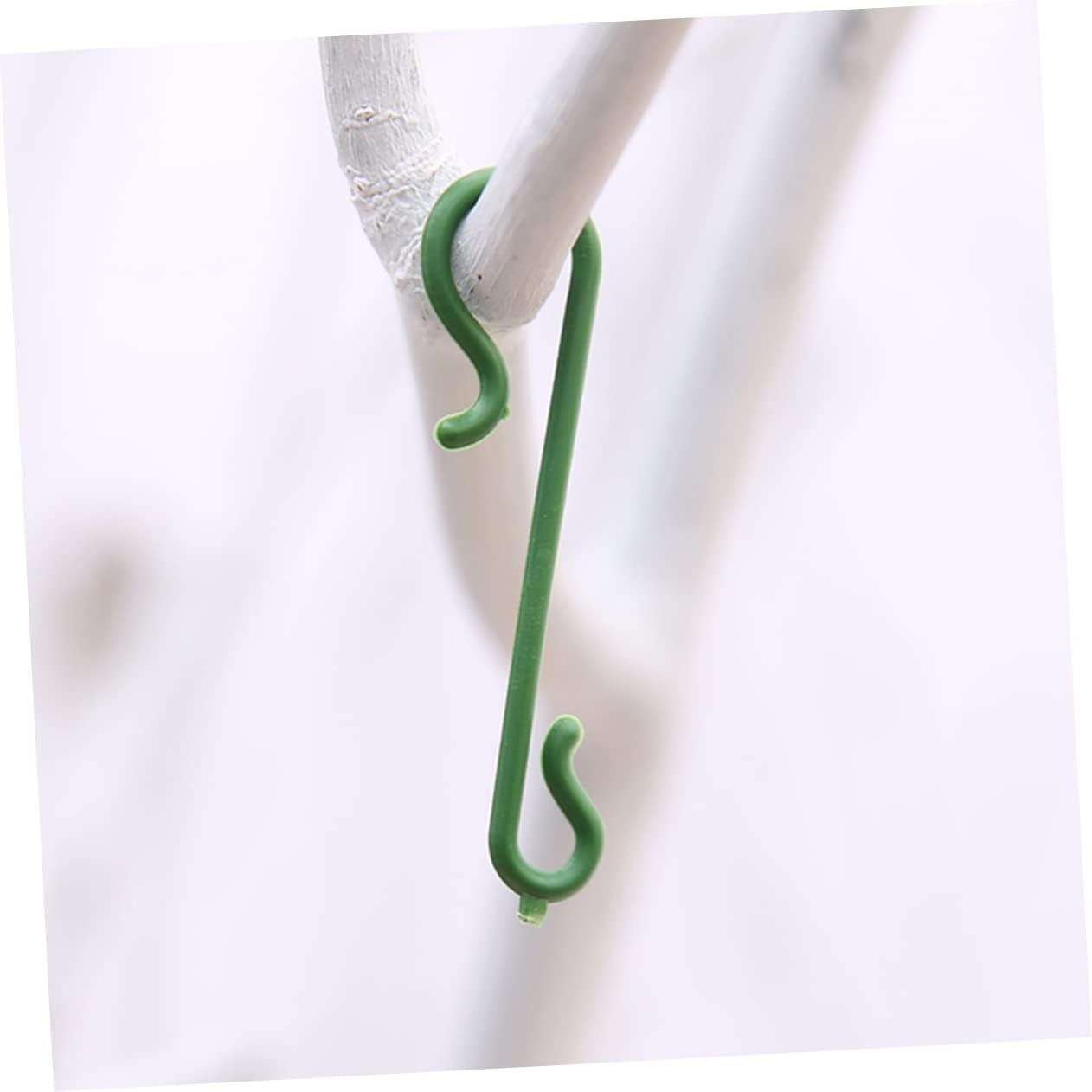 Decorative Christmas Stocking Hooks 200pcs S-Shaped Plastic Ornament Hooks for Tree