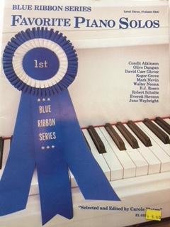 Paperback Blue Ribbon Favorite Piano Solos, Vol 1: Level 3 Book