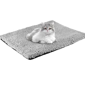 MJFENDAI Thermal Plush Fur Pet Mat, Self Heating Cat Bed for Indoor Cats Kitten Puppy, Cat Heat Pad Cushion Washable for Sofa & Crate & Kennel & Car Seat (40cm X 50cm, Grey)