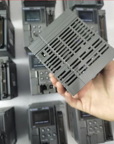 Panne de KV-1000 résolue grâce à cette unité d'occasion testée fonctionnelle sous garantie