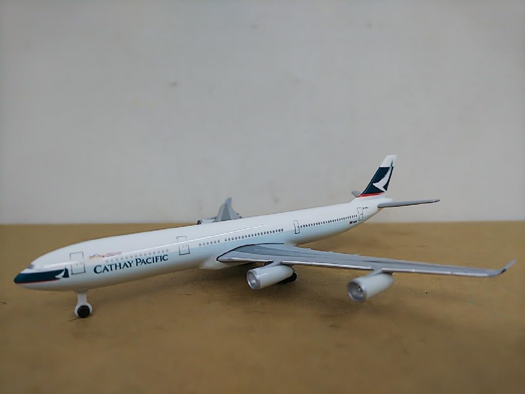 Amazon.co.jp: □ Schucoシュコー製 1/600 CATHAY PACIFIC Airbus A340