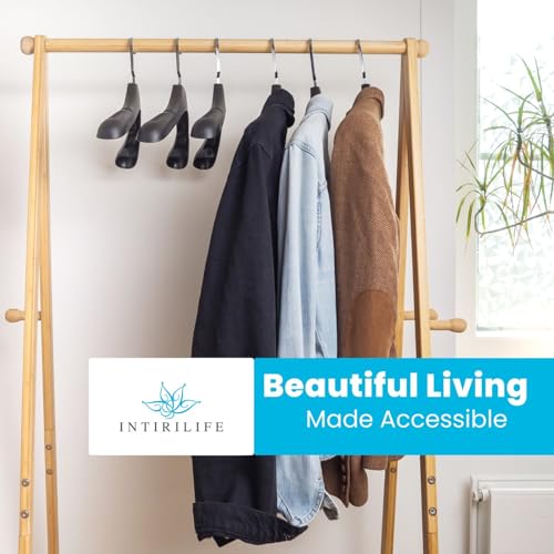 Intirilife Kleiderbügel in UNIVERSAL SCHWARZ - 10 Stück breite Kleiderbügel aus Kunststoff mit Anti-Rutsch Oberfläche Einkerbung - 39 x 4 x 15 cm - Garderobenbügel Wäschebügel Anzugbügel Jackenbügel