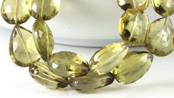 Citrine briolettes géantes en paire, solution pour créer des bijoux imposants et lumineux