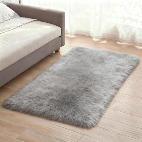 Faux Fur Sheepskin Rug,Fluffy Area Rugs,Rugs Living Room,Washable Rugs for Bedroom,Small Area Rug,Sofa carpet, apply to Home decoration carpet, Carpet. (Gray, 23.6 x 35.4 inch)