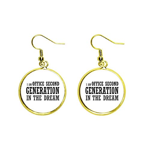 Pendientes largos dorados estilo oficina para looks de mujer modernos