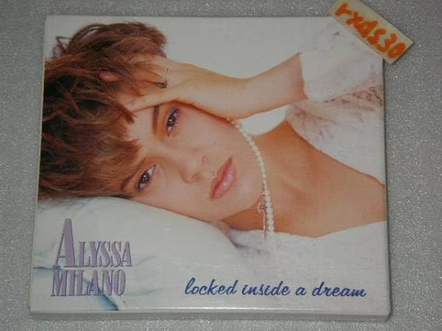 【アリッサfan注目！】アリッサ・ミラノ付録小冊子５点まとめ売り Amazon | アリッサ・ミラノ ALYSSA MILANO LOCKED INSIDE A