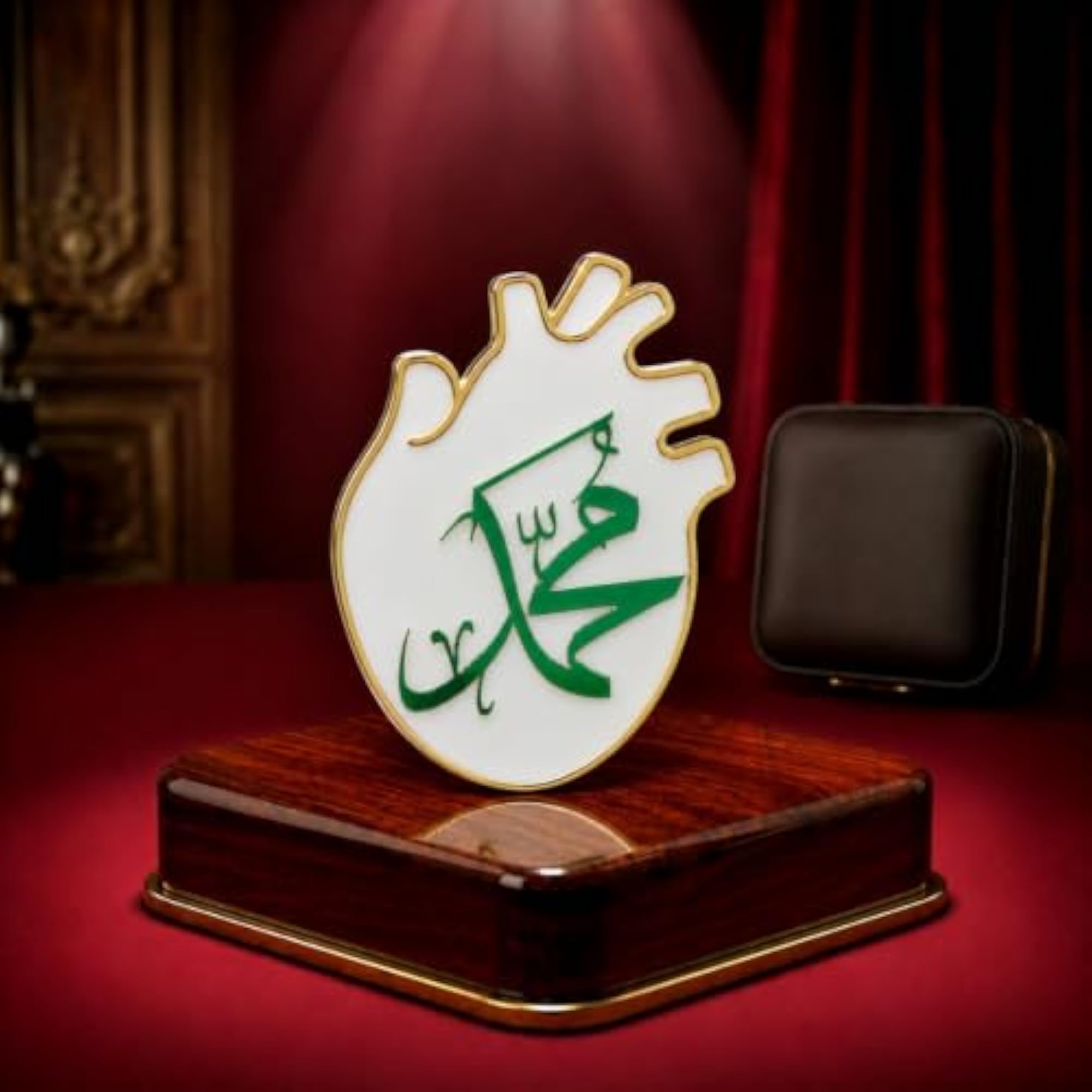 Islamic Heart-Shaped White & Gold Brooch