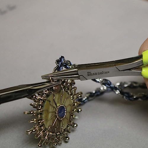 Pince à bec micro-fine pour manipuler les petits bijoux sans fatigue