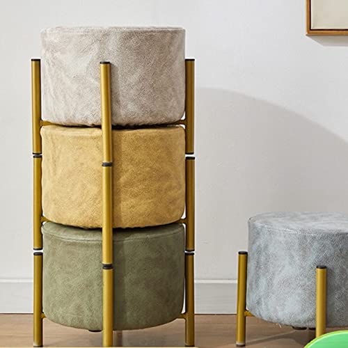 Tabourets bas autour d'une table basse pour apéritif convivial salon - 5