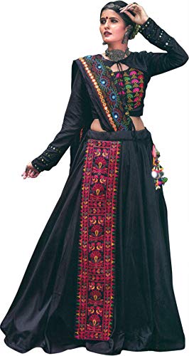 Lehenga Choli noir Exotic India taille M pour tenue de danse chic