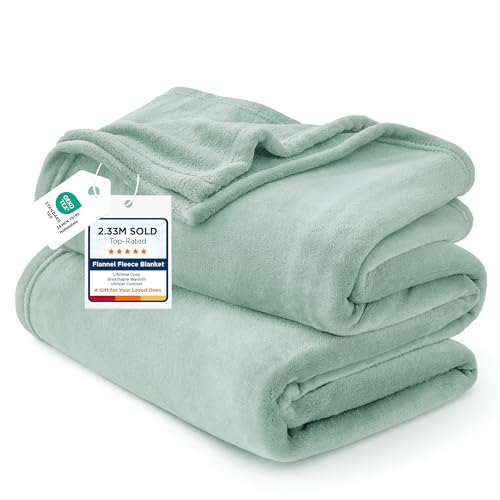 Bedsure GentleSoft Sage Green Fleece Blanket King Size - 280GSM Soft Lightweight Plush Cozy Blankets for Bed, Sofa, Couch, Travel, Camping