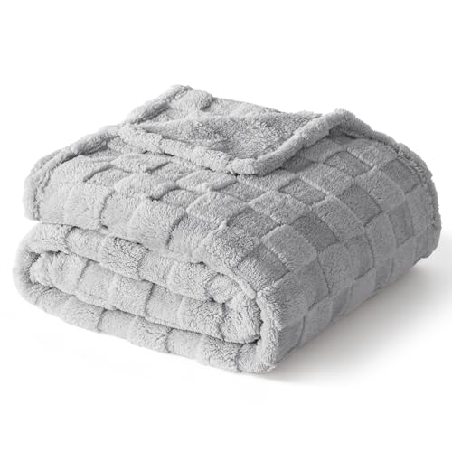 Exclusivo Mezcla Koc polarowy na kanapę i sofę, super miękki i przytulny koc z wzorem w kratę, lekki, dekoracyjny, na wszystkie pory roku, 137 x 152 cm, jasnoszary