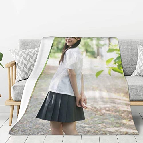 毛布 ひざ掛け 林芽亜里 四季通用 毛布 ブランケット 防寒 厚くする シングル かけ布団 防寒毛布 抗菌 防臭 車用毛布 ひざ掛け 軽い 羽毛布団 プレゼント 柔らかい 丸洗いok