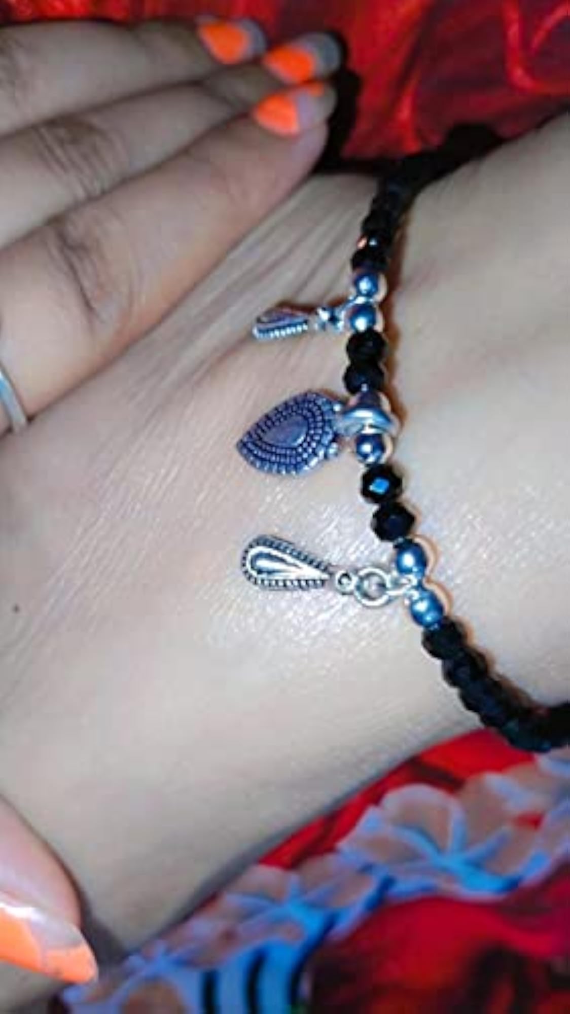 Metal Silver Artificial Hanging Leaf Chain Anklet with Glossy Black Beads