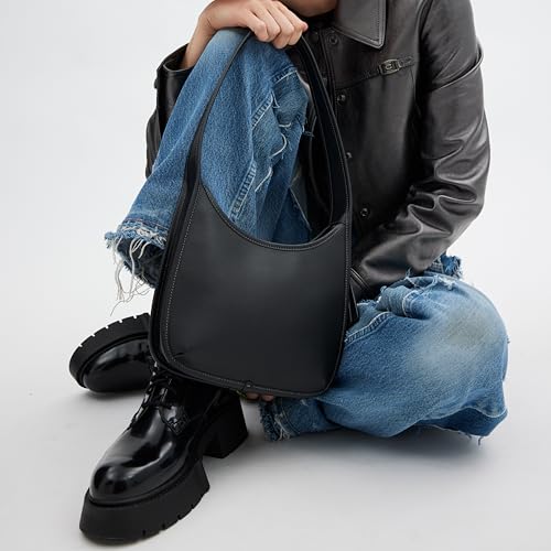 Coach Curve Zip Bag 5