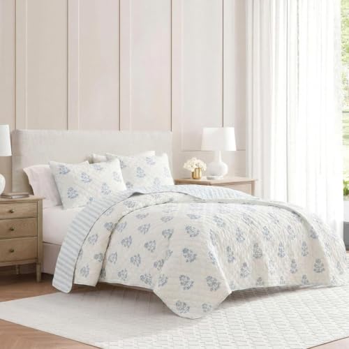 Image of Martha Stewart - King Quilt Set, 100% Cotton Reversible Bedding Set, Incredibly Soft Feel for Year Round Comfort, 3 Piece Bed Set with Matching Pillowcases (Flower Block Print Blue)