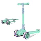 AJUSTABLE Y PLEGABLE: Un patinete que crece con el niño. El patinete infantil tiene un manillar regulable con 4 opciones regulables en altura (63/72/78 cm), ideal para niños de 3 a 12 años. El diseño liviano y el manillar plegable facilitan los viajes en automóvil y avión.