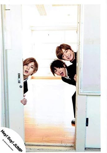 Amazon Co Jp 山田涼介 知念侑李 有岡大貴 Hey Say Jump 公式生写真 フォト 真剣sunshine 衣装黒 白 カメラ目線 ホビー 通販