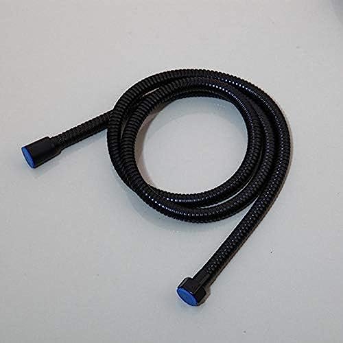 Baignoire noire mate : finies les traces de calcaire avec ce robinet 2 fonctions
