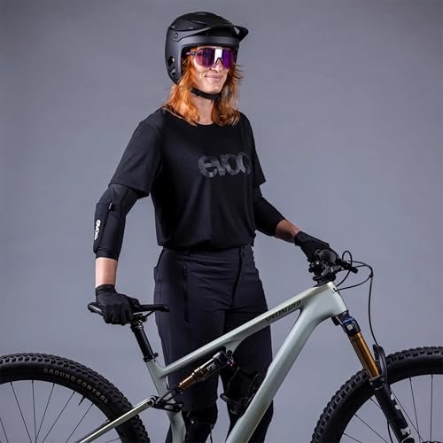 Coderas ligeras para MTB EVOC con protección nivel 1 6