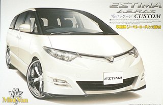 Maquette plastique Estima AERAS G Package Custom 2006 à l'échelle 1/24 pour passionnés