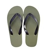 Les tongs pour adultes allient un style classique à la fonctionnalité et au confort, ce qui les rend parfaites pour être portées tous les jours à la plage, à la piscine ou dans le cadre d'activités quotidiennes