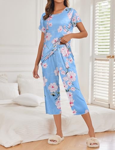 Image of Ekouaer Womens Capri Pajama Sets 2 Piece Floral Print Short Sleeve Sleepwear Top and Capri Pants Soft Loungewear with Pockets Blue Pink Flowers S