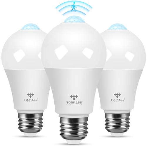 Motion Sensor Light Bulbs, 13W (100Watt Equivalent), Motion Activated Dusk to Dawn Security LED Bulb, 5000K Daylight, Energy-Efficient, for Indoor and Outdoor Lighting, Porch, Stairs, Hallway 3Pack