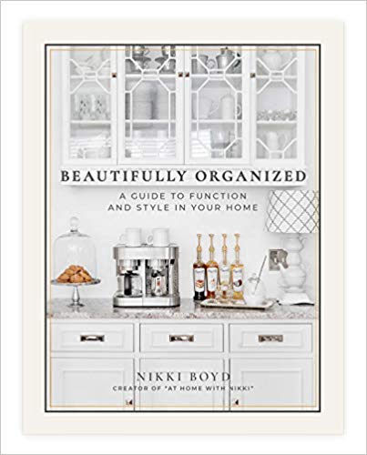 [By Nikki Boyd ] Beautifully Organized: A Guide to Function and Style in Your Home (Hardcover) by Nikki Boyd (Author) (Hardcover)