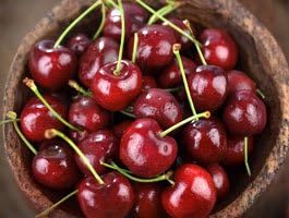 Dark Sweet Orchard Cherries 1.5lbs