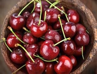 Dark Sweet Orchard Cherries 1.5lbs