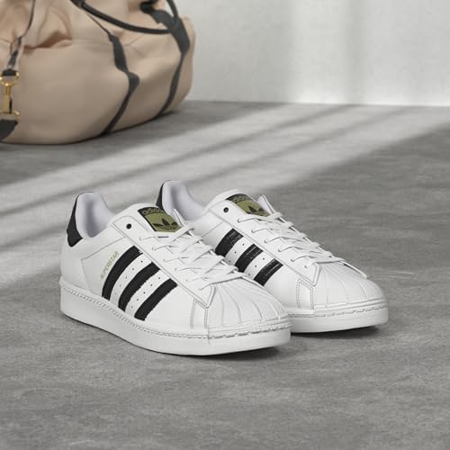 Image of Adidas Womens SuperstarSneaker