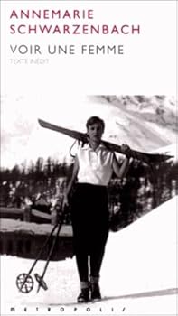 Paperback Voir Une Femme [French] Book