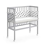 Im Lieferumfang enthalten sind jeweils das Beistellbett inkl. Matratze und Nestchen, ein Seitengitter, eine bebilderte Montageanleitung und das benötigte Montagematerial.