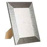 portafotos 15x20 ikea Un sencillo y elegante portafotos de mesa para fotografías de 15x20 cm, ideal para exponer esas fotos que representan tus mejores recuerdos y los lugares más especiales que has visitado.