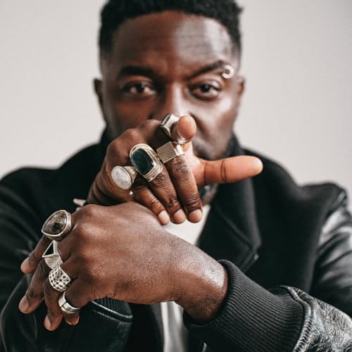 157. Sly Johnson reconnecte avec son h&eacute;ritage congolais avec "Na Lingi Yo", dans son prochain album "Mr. Johnson"