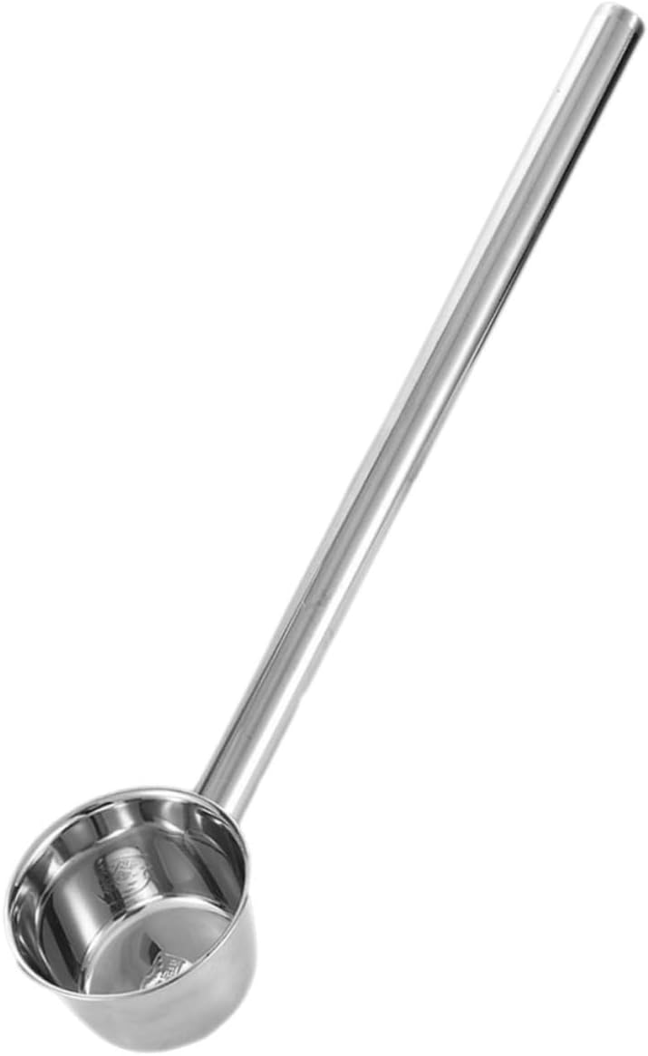 304 Stainless Steel Long Handle Ladle Kitchen Water Scoop for Soup Gravy Serving for Home Restaurant and Garden Use