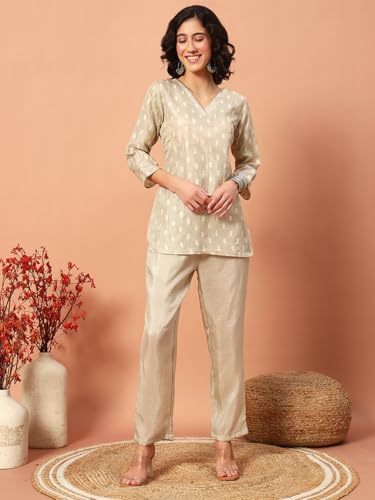 Image of Women Printed 2-Piece Silkblend Kurta & Pants Set
