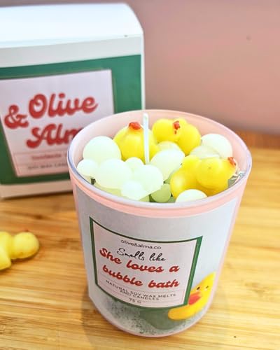 Smells Like she Loves a Bubble Bath Pink Glass Container Candle customised Gift, Unique, Quirky Gift. Fun Slogan Candle