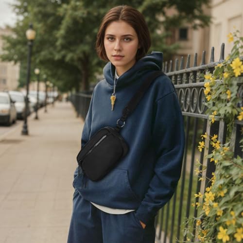 Mini Crossbody Purse for Workout Travel with Adjustable Strap, Black