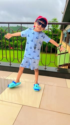 Image of Be Awara Kids Printed Half Sleeves T-shirt & Shorts Clothing Sets, 100% Cotton Soft Unisex Cord Set, Comfortable Wear for Kids With Cool Prints, Everyday Casual Wear for Boys & Girls