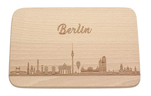 Spruchreif | Frühstücksbrettchen aus Holz mit Gravur „Berlin Skyline“ | Geschenk für Stadtverliebte & Berlin-Fans