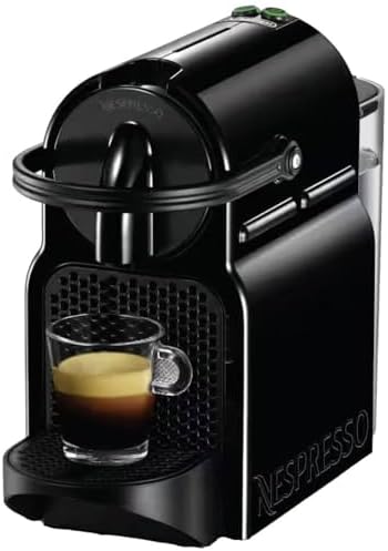 Cafetera Nespresso De'Longhi Inissia Negra al Mejor Precio - Consigue la Nespresso De'Longhi Inissia por solo 53,99 euros en Amazon. Mínimo histórico para esta cafetera de cápsulas de 19 bares. ¡Envío gratis