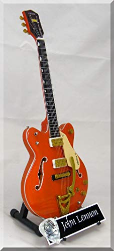 JOHN LENNON Guitare Miniature Beatles Gretsch 6120 avec médiator - Les Beatles, Paul McCartney, John Lennon, RIngo Starr, George Harrison JOHN LENNON Guitare Miniature Beatles Gretsch 6120 avec médiator