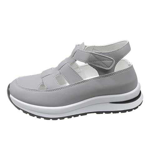 Chaussures pieds larges légères pour en finir avec les douleurs d'été